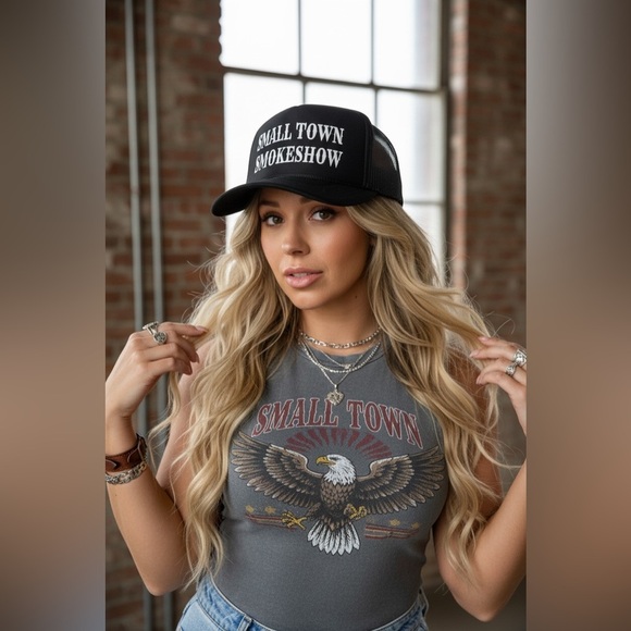 NWT Small Town Smokeshow Trucker Mesh Snap Back Hat Cap Black main image 4